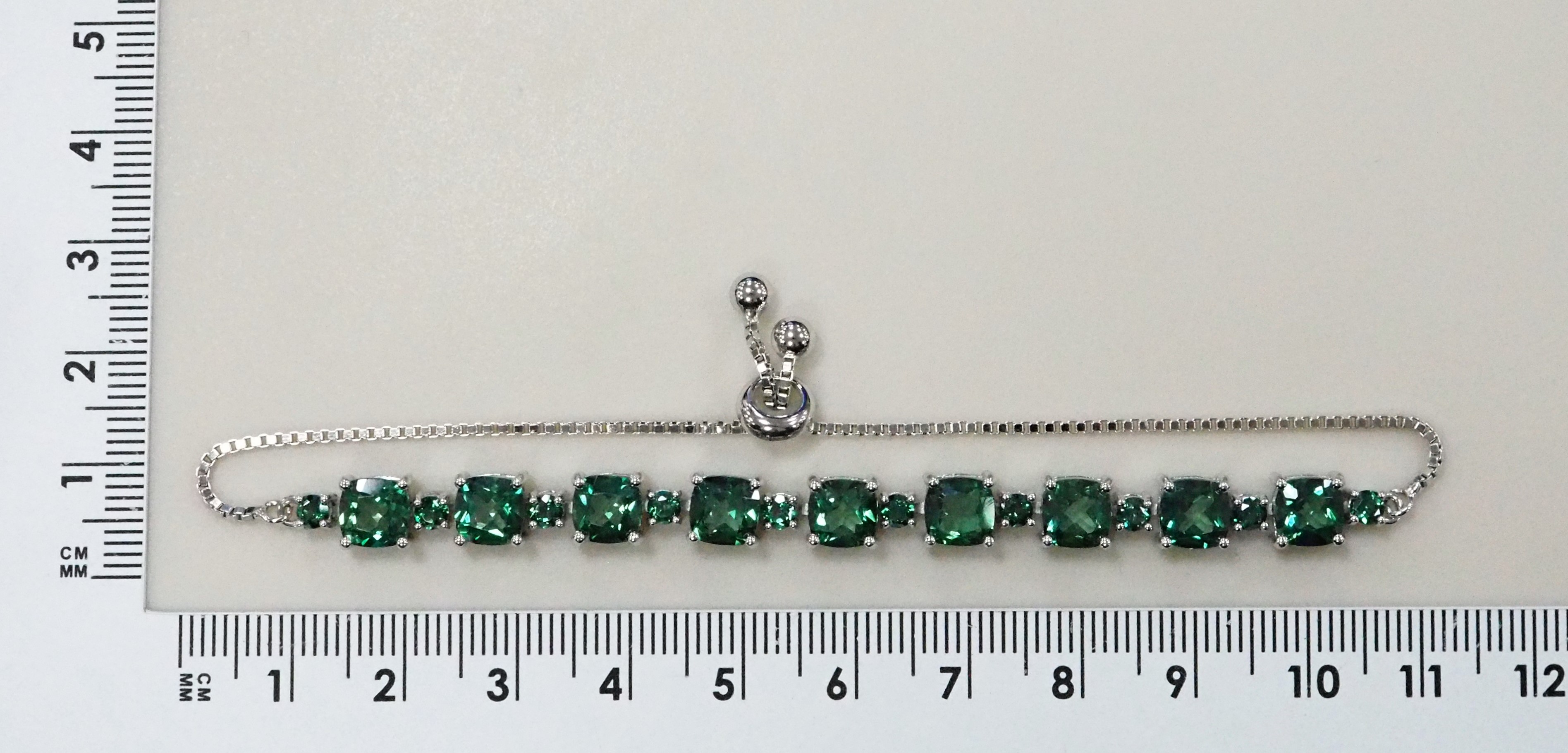 Серебряный браслет 925 пробы; вставки 19 Топаз 12,92ct;